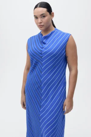 Rochie evazata maxi cu dungi
