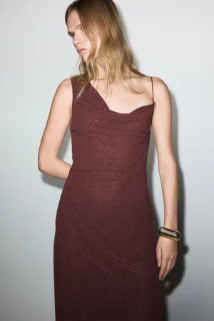 Rochie fara maneci cu strasuri