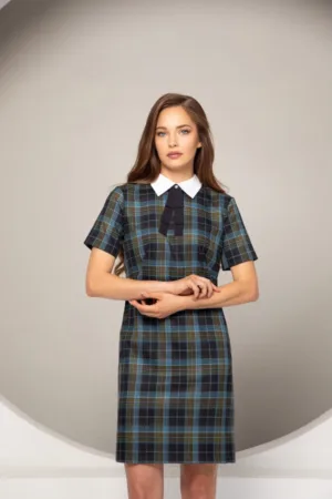 Rochie in carouri cu guler