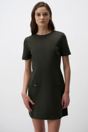 Rochie lejera cu buzunare false