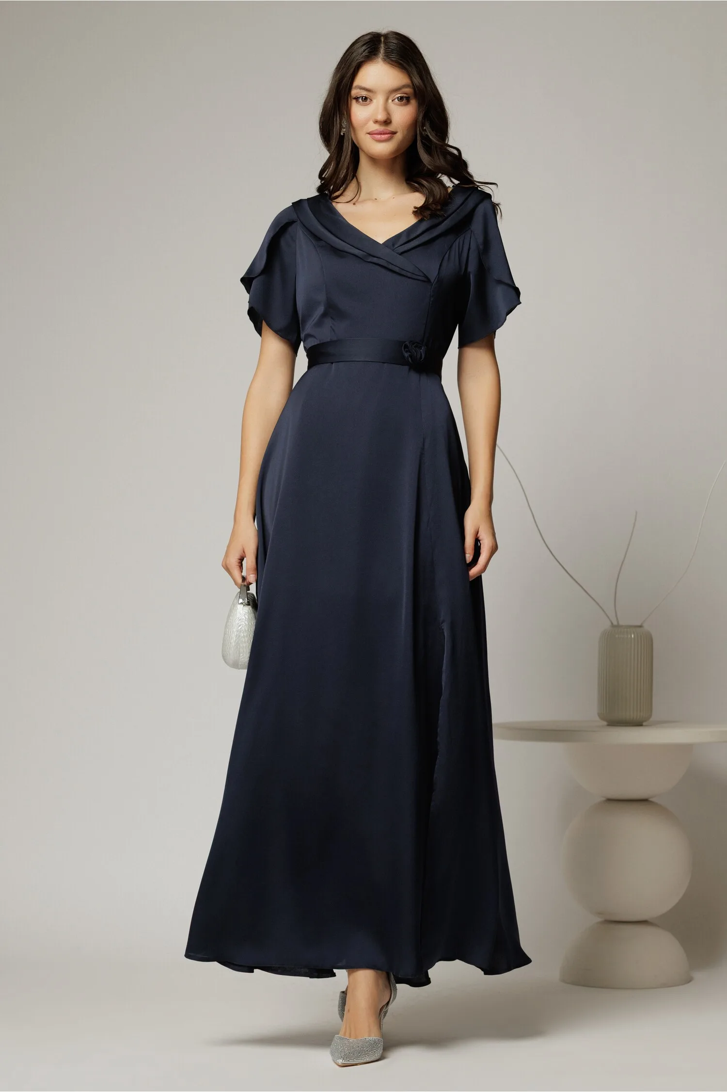 Rochie lunga bleumarin de ocazie din voal