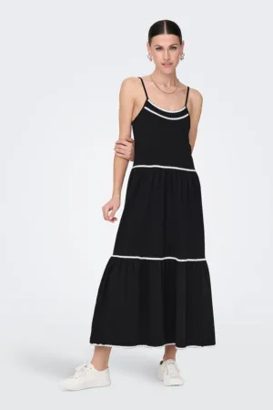 Rochie lunga cu croiala evazata