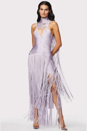 Rochie lunga cu franjuri si decolteu in V