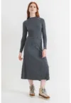 Rochie lunga cu guler inalt