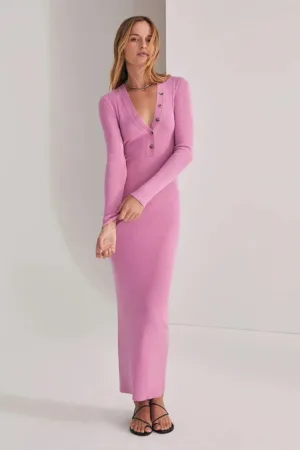 Rochie lunga din tricot cu maneci lungi si detalii din nasturi