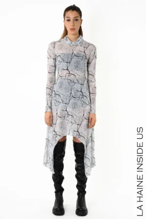 Rochie lunga din tul cu imprimu si guler inalt