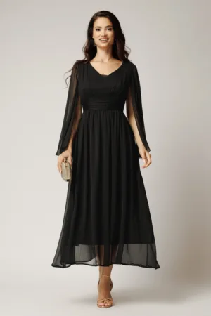 Rochie lunga neagra din voal creponat in clos cu maneci despicate