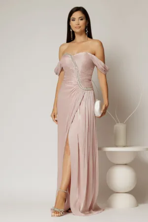 Rochie lunga roz pudra de seara cu aplicatii de strassuri