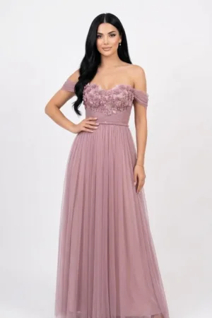 Rochie lunga roz pudră decorată cu flori 3D