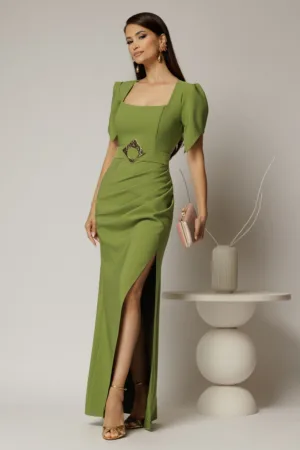 Rochie lunga verde de seara cu decolteu patrat si maneci scurte