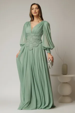 Rochie lunga verde menta de seara din tull cu corset cu strassuri aplicate