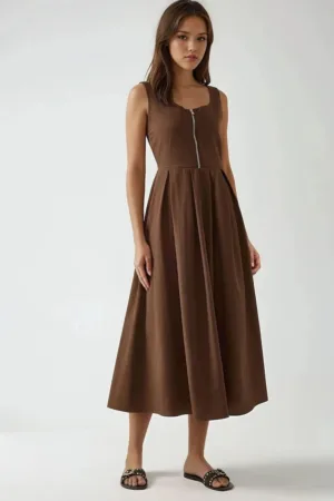 Rochie maxi -  A-line - decolteu rotund - fermoar - maro - textil