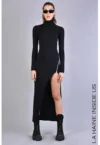 Rochie maxi cambrata - cu guler inalt si cu slit pe-o parte