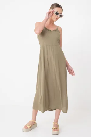Rochie maxi cu decolteu cu volane