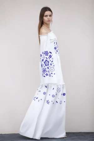 Rochie maxi de bumbac cu decolteu pe umeri si detalii florale