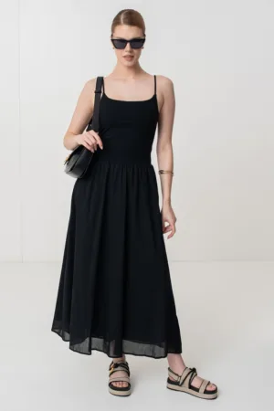 Rochie maxi evazata cu bretele inguste ajustabile