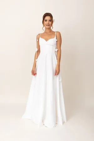 Rochie maxi evazata cu detalii florale