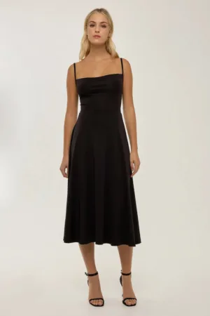 Rochie maxi -  fara maneci - cu A - neagra - textil