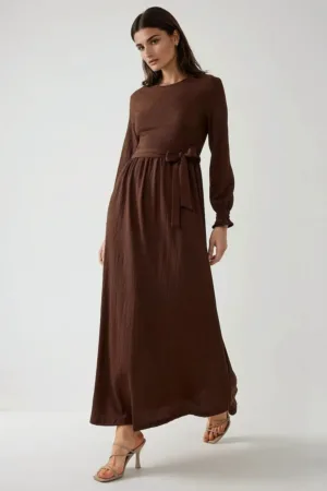 Rochie maxi -  texturata - guler rotund - maro - jerseu