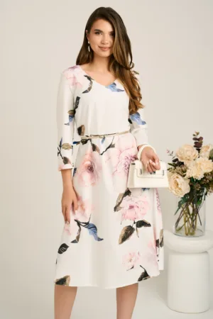 Rochie midi alba in clos din stofa cu trandafiri maxi roz si curea in talie