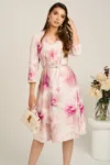 Rochie midi bej in clos din stofa cu flori fucsia si curea in talie