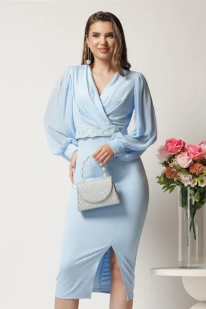 Rochie midi bleu conica cu margele la decolteu si curea in talie
