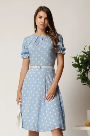 Rochie midi bleu din viscoza in clos cu buline si curea in talie
