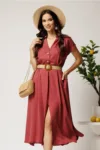 Rochie midi bordo din tencel in clos cu nasturi si curea impletita