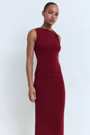 Rochie midi cambrata cu detalii drapate