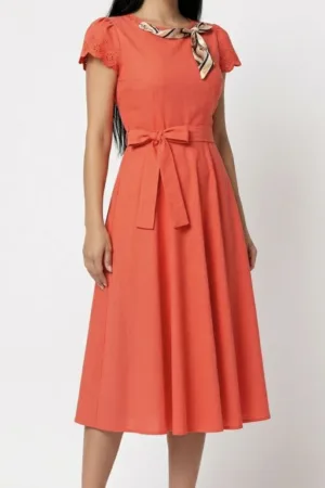 Rochie midi corai din rayon