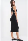 Rochie midi cu croiala bodycon - decolteu rotund si decupaj pe partea din spate