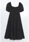 Rochie midi cu croiala evazata si model