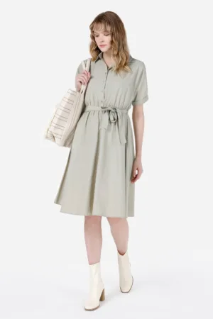 Rochie midi cu fenta cu nasturi