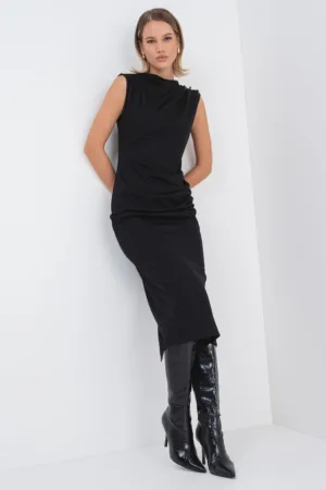 Rochie midi cu fronseuri si detalii metalice