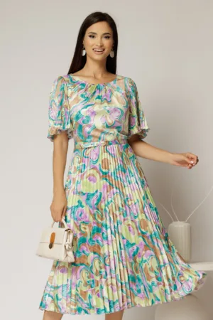 Rochie midi cu imprimeuri lila turcoaz din satin plisat si maneci scurte evazate
