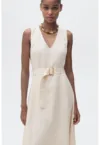 Rochie midi de in cu o curea in talie