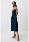 Rochie midi de satin cu decolteu in V