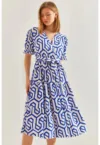 Rochie midi -  decolteu in V - model geometric - albastru - viscoza -