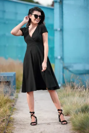 Rochie midi din bumbac cu maneci scurte