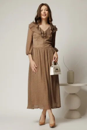 Rochie midi din voal bej cu buline si volanase la decolteu
