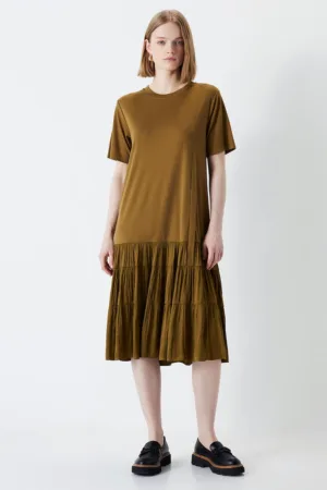 Rochie midi dreapta cu decolteu rotund