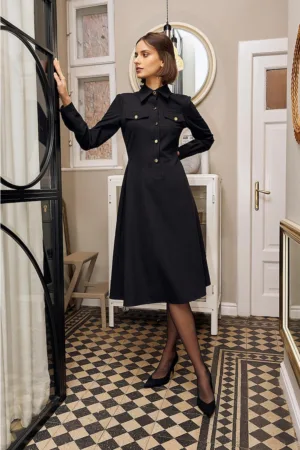 Rochie midi evazata cu guler ascutit