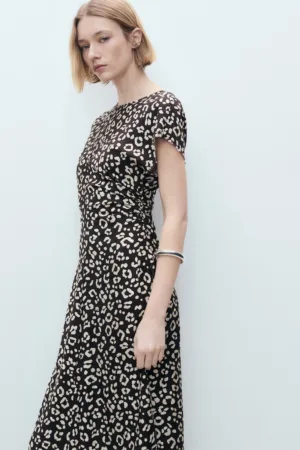 Rochie midi evazata cu imprimeu