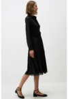 Rochie midi evazata cu maneca lunga