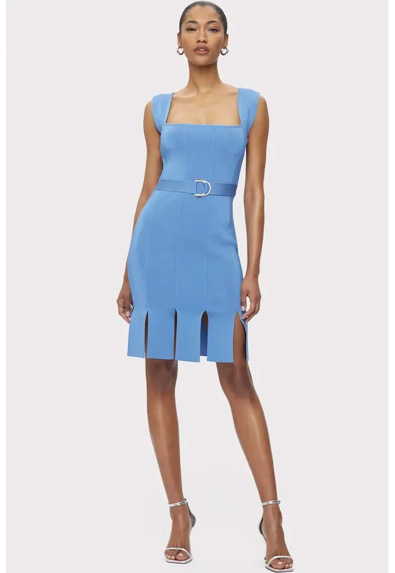 Rochie midi fara maneci si decolteu patrat