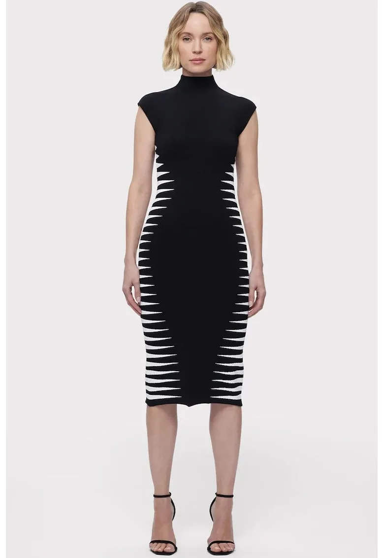 Rochie midi fara maneci si guler inalt