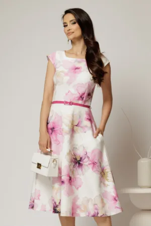 Rochie midi ivoar cu flori fucsia in clos cu buzunare si curea in talie