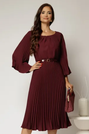 Rochie midi magenta plisata cu croi clos si decolteu rotund cu pliuri
