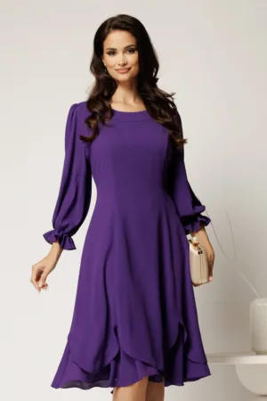 Rochie midi mov din voal cu croi in clini si volane la baza