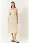 Rochie midi mulata  cu guler patrat - crapatura - bej - bumbac